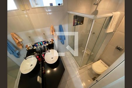 Apartamento à venda com 156m², 3 quartos e 1 vagaBanheiro social