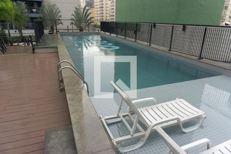 Studio para alugar com 50m², 1 quarto e 1 vagaÁrea comum - Piscina