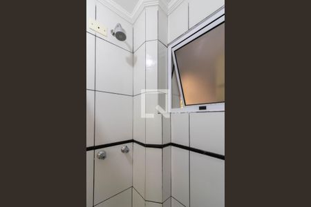 Banheiro de apartamento à venda com 3 quartos, 67m² em Jardim Cocaia, Guarulhos