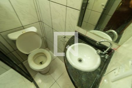 Casa à venda com 150m², 3 quartos e 2 vagas Casa à venda com 150m², 3 quartos e 2 vagasBanheiro