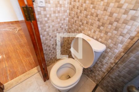 Casa à venda com 150m², 3 quartos e 2 vagas Casa à venda com 150m², 3 quartos e 2 vagasBanheiro da Suíte