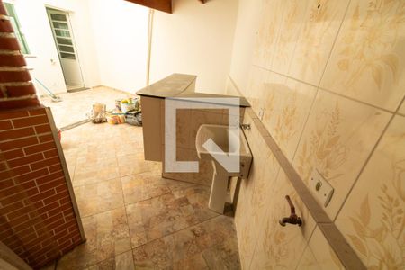 Casa à venda com 150m², 3 quartos e 2 vagas Casa à venda com 150m², 3 quartos e 2 vagasÁrea de Serviço