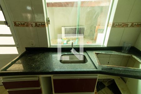 Casa à venda com 150m², 3 quartos e 2 vagas Casa à venda com 150m², 3 quartos e 2 vagasCozinha