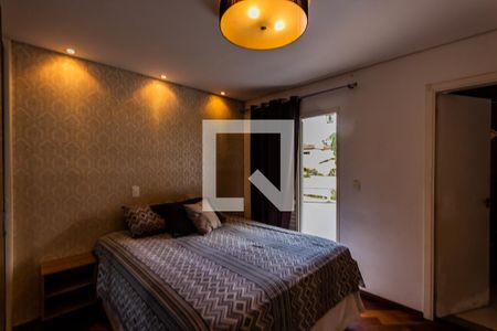 Apartamento à venda com 118m², 3 quartos e 3 vagas Apartamento à venda com 118m², 3 quartos e 3 vagasSuíte