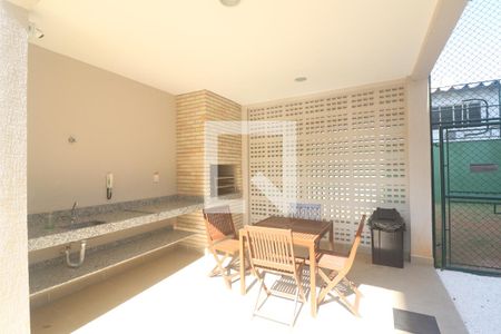 Apartamento para alugar com 40m², 2 quartos e sem vagaÁrea comum - Churrasqueira