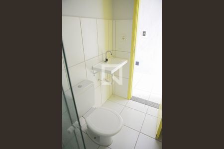 Banheiro de casa para alugar com 1 quarto, 40m² em Parque das Nações, Santo André