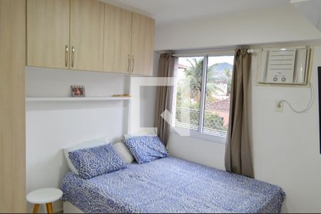 Suite  de apartamento à venda com 4 quartos, 100m² em Taquara, Rio de Janeiro