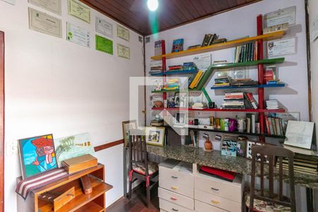 Quarto 1 de casa para alugar com 4 quartos, 209m² em Belvedere, Belo Horizonte