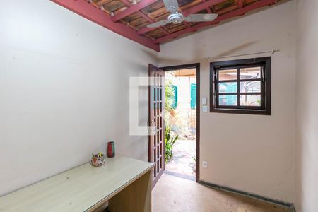 Casa à venda com 209m², 4 quartos e 2 vagasQuarto 4