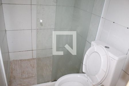 Banheiro de kitnet/studio para alugar com 1 quarto, 25m² em Jardim São Paulo, Recife