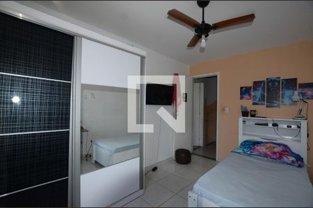 Quarto 1 de casa de condomínio para alugar com 2 quartos, 60m² em Váz Lobo, Rio de Janeiro