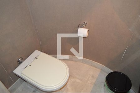 Casa à venda com 350m², 5 quartos e 6 vagasLavabo