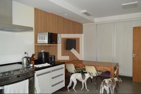 Casa à venda com 350m², 5 quartos e 6 vagasCozinha