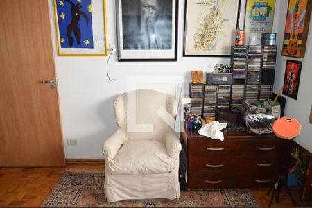 Casa à venda com 350m², 5 quartos e 6 vagasQuarto