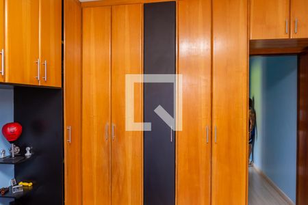 Casa à venda com 220m², 3 quartos e 6 vagas Casa à venda com 220m², 3 quartos e 6 vagasQuarto 2