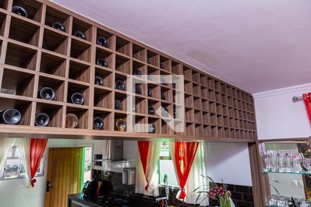 Casa à venda com 220m², 3 quartos e 6 vagas Casa à venda com 220m², 3 quartos e 6 vagasCozinha