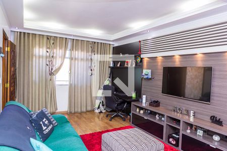 Sala de casa à venda com 3 quartos, 220m² em Cidade Patriarca, São Paulo