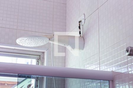 Casa à venda com 220m², 3 quartos e 6 vagas Casa à venda com 220m², 3 quartos e 6 vagasBanheiro Garagem