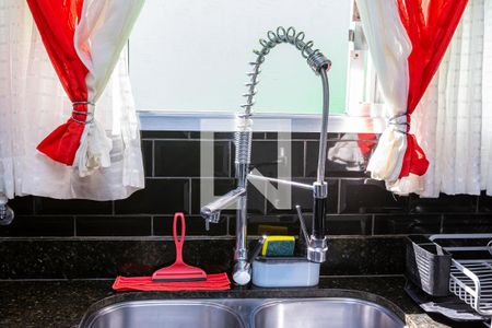 Casa à venda com 220m², 3 quartos e 6 vagas Casa à venda com 220m², 3 quartos e 6 vagasCozinha