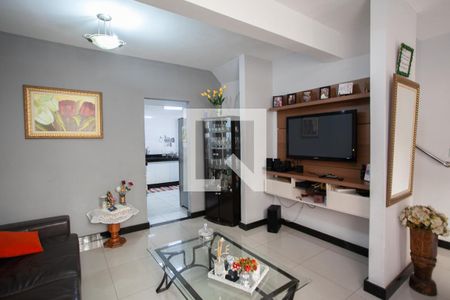 Sala de casa à venda com 4 quartos, 89m² em Santa Monica, Belo Horizonte