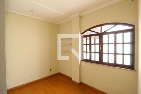 Casa à venda com 90m², 3 quartos e 2 vagasQuarto 2