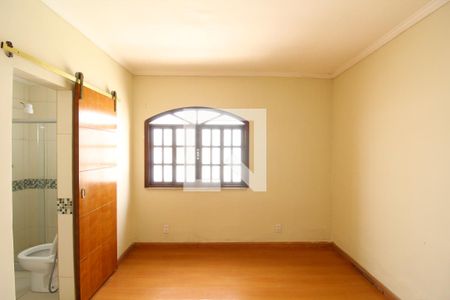 Casa à venda com 90m², 3 quartos e 2 vagasQuarto 1  (suíte)