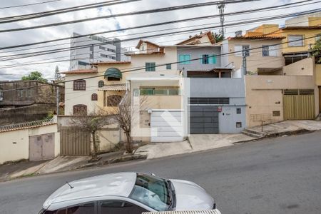 Apartamento para alugar com 79m², 2 quartos e 1 vagaVaranda