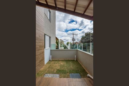 Apartamento para alugar com 79m², 2 quartos e 1 vagaVaranda