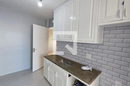 Cozinha de apartamento para alugar com 2 quartos, 60m² em Vila Progresso, Campinas