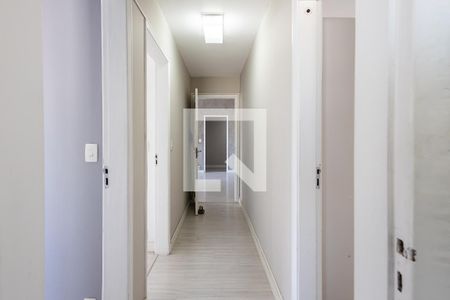 Corredor de apartamento para alugar com 3 quartos, 179m² em Cerqueira César, São Paulo