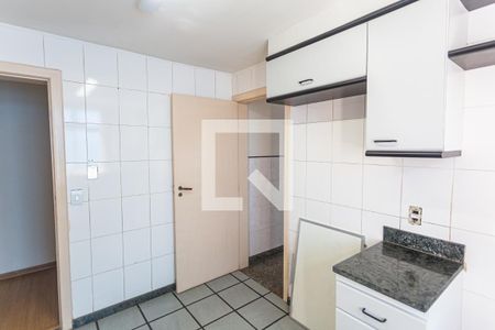 Casa à venda com 460m², 5 quartos e 3 vagasCozinha 2
