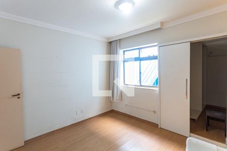 Casa à venda com 460m², 5 quartos e 3 vagasQuarto 5