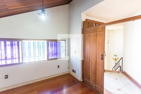 Casa à venda com 460m², 5 quartos e 3 vagasEscritório 2