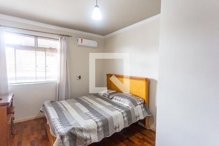 Casa à venda com 460m², 5 quartos e 3 vagasSuíte 2