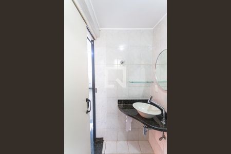 Casa à venda com 460m², 5 quartos e 3 vagasBanheiro da Área da Churrasqueira