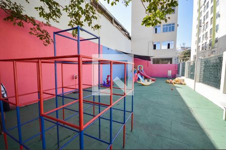 Apartamento à venda com 80m², 2 quartos e 1 vagaÁrea Comum - Playground