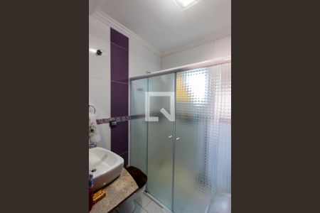 Casa à venda com 310m², 3 quartos e 7 vagasBanheiro da Suíte 3