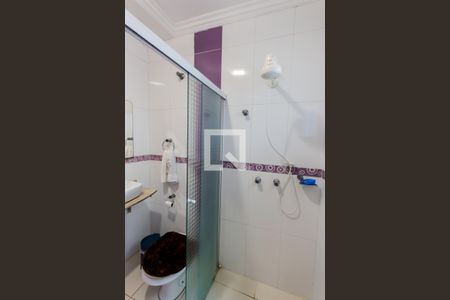 Casa à venda com 310m², 3 quartos e 7 vagasBanheiro da Suíte 3