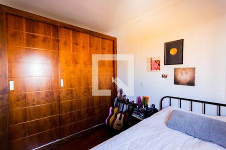 Casa à venda com 310m², 3 quartos e 7 vagasSuíte 2