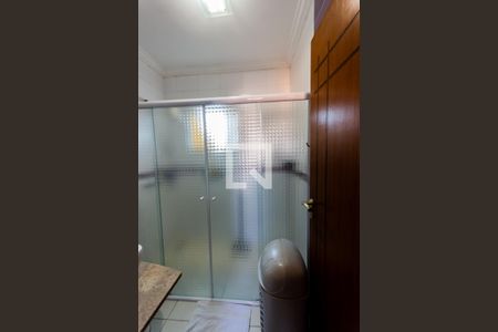 Casa à venda com 310m², 3 quartos e 7 vagasBanheiro da Suíte 3