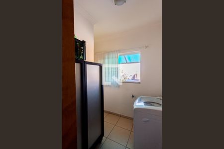 Casa à venda com 310m², 3 quartos e 7 vagasÁrea de Serviço