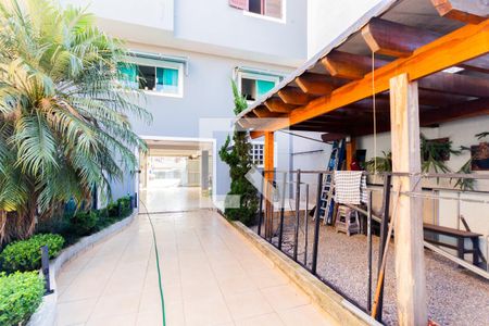 Casa à venda com 310m², 3 quartos e 7 vagasQuintal