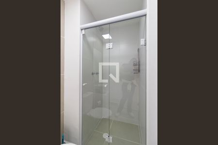 Banheiro de apartamento para alugar com 1 quarto, 32m² em Centro, Osasco