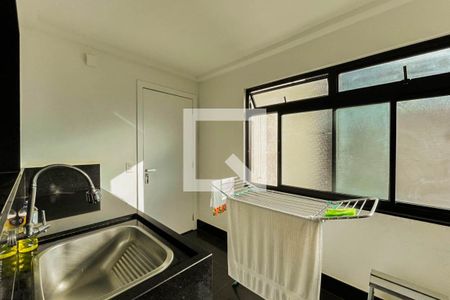 Apartamento à venda com 160m², 4 quartos e 2 vagas Apartamento à venda com 160m², 4 quartos e 2 vagasCozinha