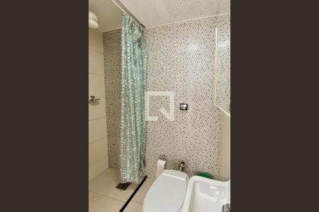 Apartamento à venda com 160m², 4 quartos e 2 vagas Apartamento à venda com 160m², 4 quartos e 2 vagasBanheiro