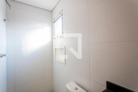 Casa à venda com 85m², 2 quartos e 2 vagasBanheiro