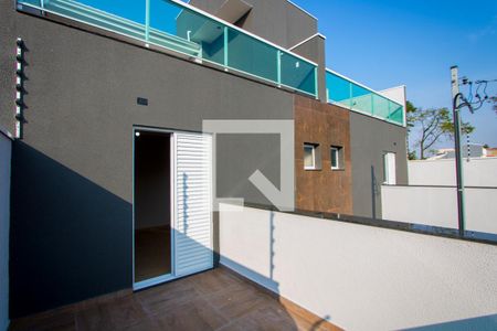 Casa à venda com 85m², 2 quartos e 2 vagasVaranda do quarto 1