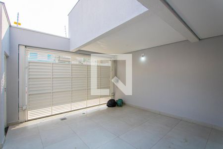 Casa à venda com 85m², 2 quartos e 2 vagasGaragem