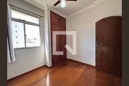 Apartamento para alugar com 222m², 5 quartos e 2 vagas Apartamento para alugar com 222m², 5 quartos e 2 vagasQuarto 1