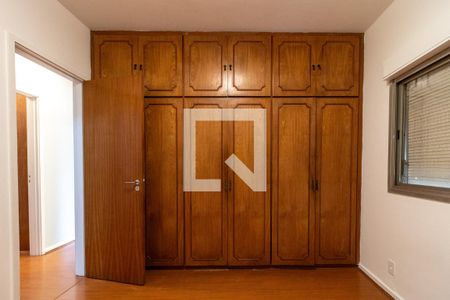 Apartamento à venda com 96m², 3 quartos e 2 vagasQuarto 1